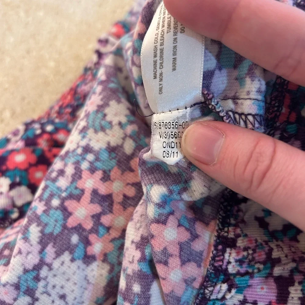 Old Navy 2011 Floral Corduroy Velvet Trim Smocked Girls Dress‎